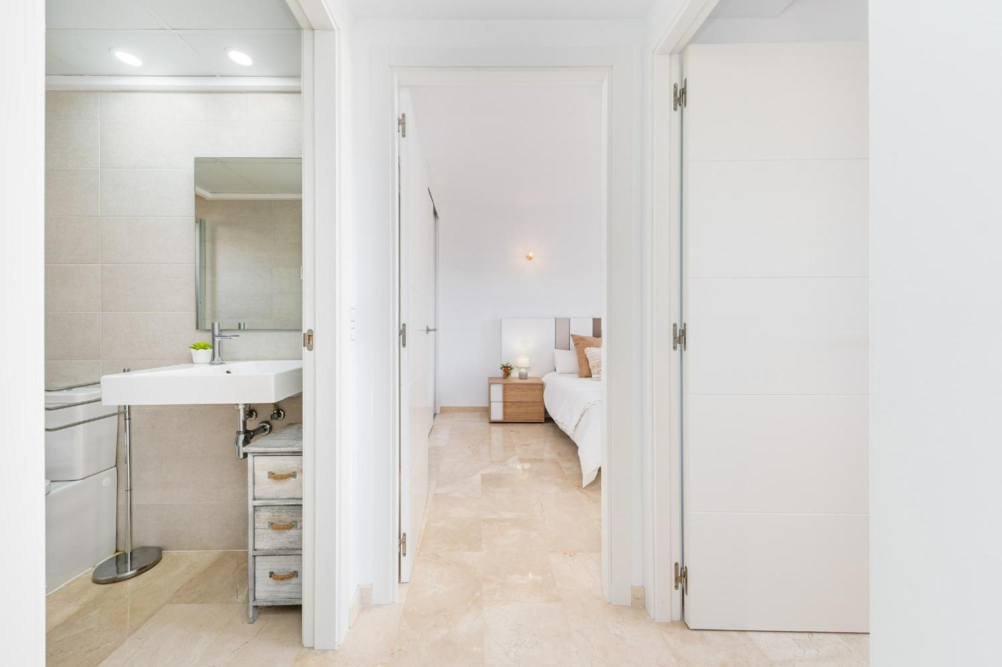 Tornado Apartamento Sunrise Torrevieja Bagian luar foto