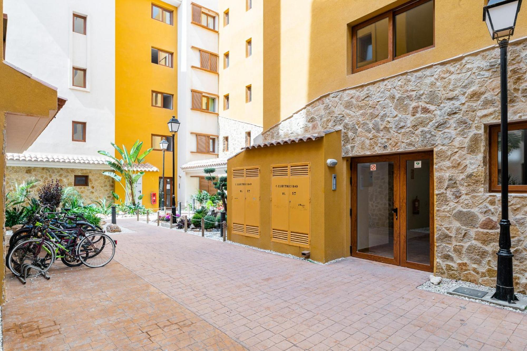 Tornado Apartamento Sunrise Torrevieja Bagian luar foto